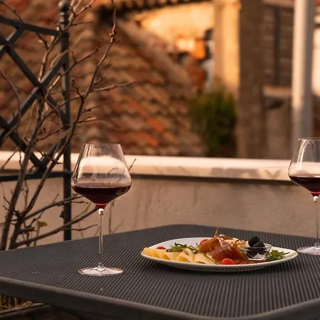 Slavija Culture Heritage ホテル 4*