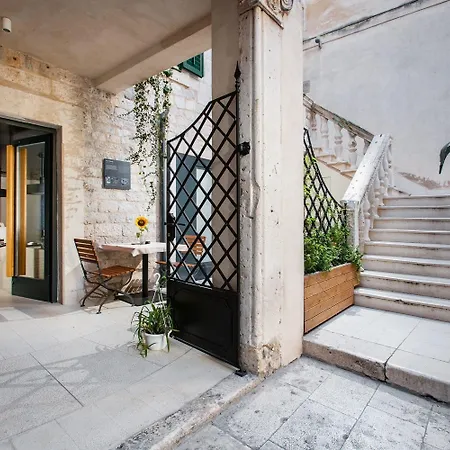 ホテル Slavija Culture Heritage