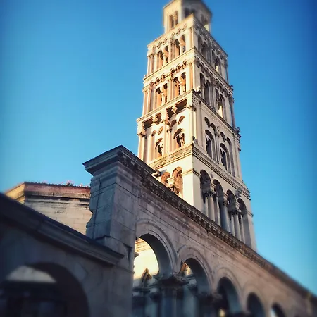 Slavija Culture Heritage ホテル 4*