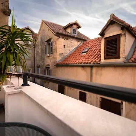 Slavija Culture Heritage 4*