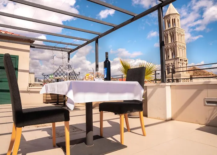 Готель Slavija Culture Heritage