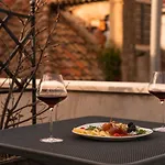 Slavija Culture Heritage Hotel 4*