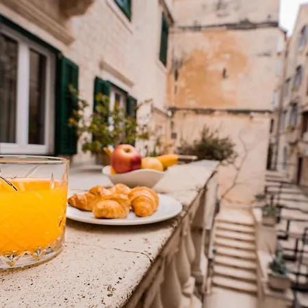 Slavija Culture Heritage Hotel