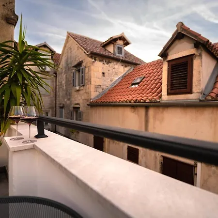 Slavija Culture Heritage Hotel