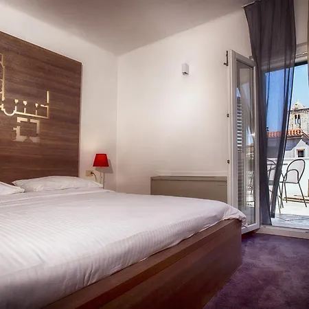 Hotel Slavija Culture Heritage Split