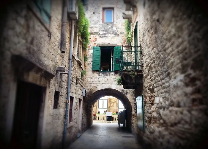 Slavija Culture Heritage Hotel 4*