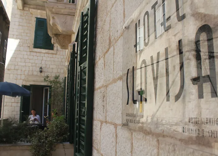 Slavija Culture Heritage 4*